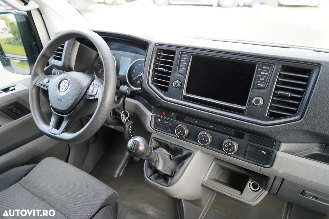 Volkswagen CRAFTER / 2.0 D / VAN TABĂ / GVW: 3500 KG / 2018 / IMPORTAT / DUPĂ CONTRACTUL DE SERVICE - 29