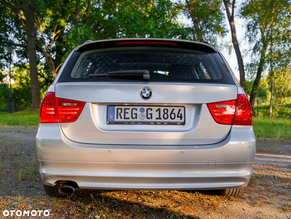 BMW Seria 3 318i Edition Lifestyle - 14