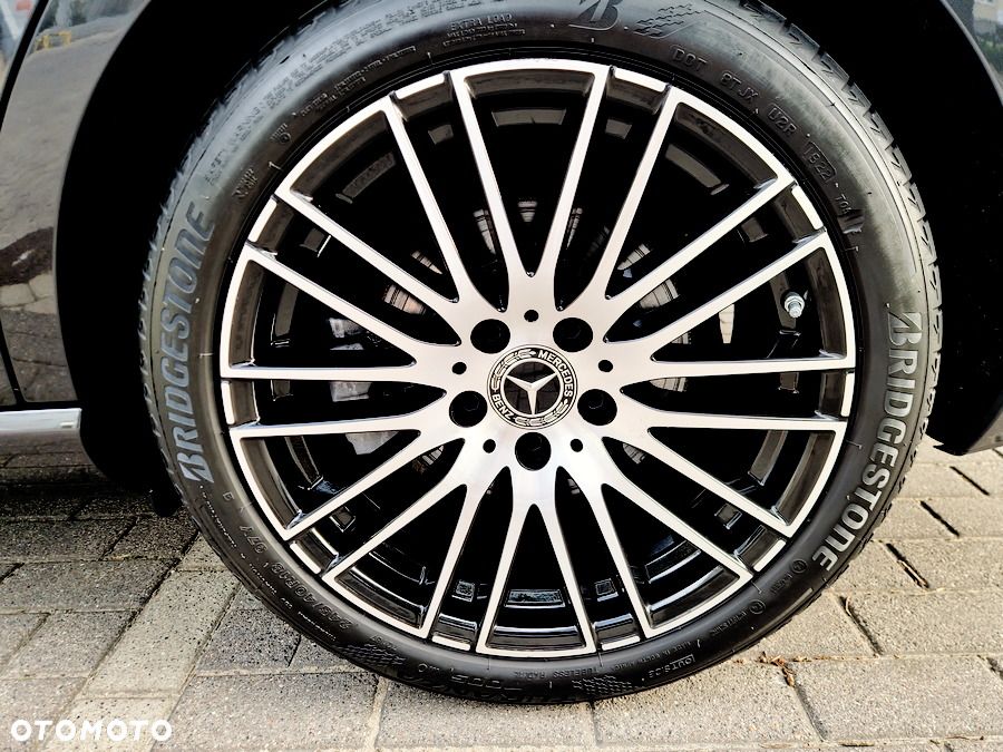 Mercedes-Benz Klasa C 180 mHEV Avantgarde - 25