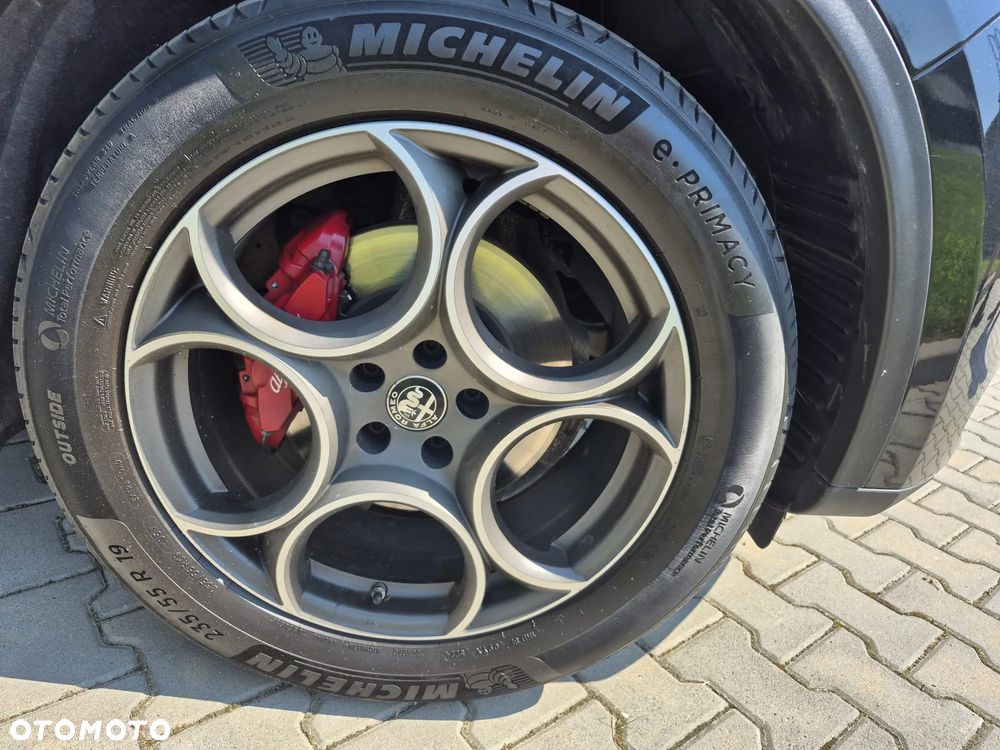 Alfa Romeo Stelvio 2.0 Turbo B-Tech Edition Q4 - 9