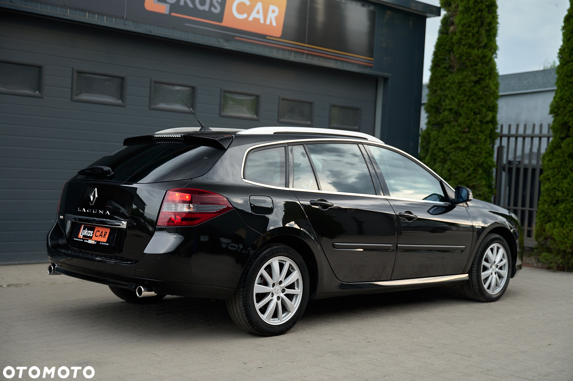 Renault Laguna Grandtour ENERGY dCi 130 FAP Start-Stop Bose Edition - 13