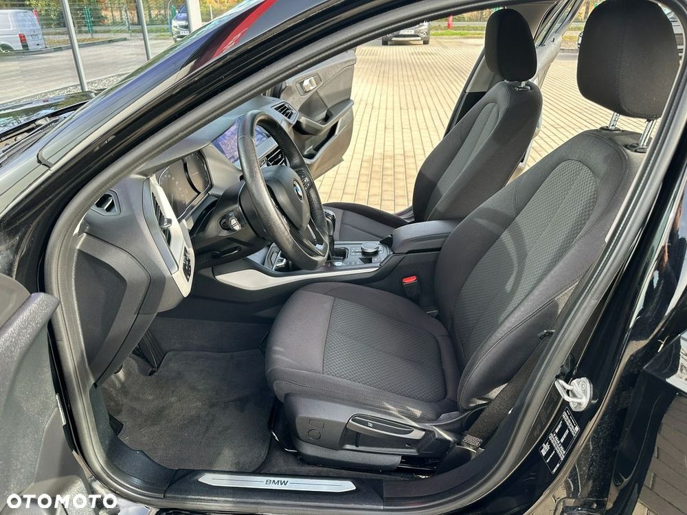 BMW Seria 1 118i Advantage - 11
