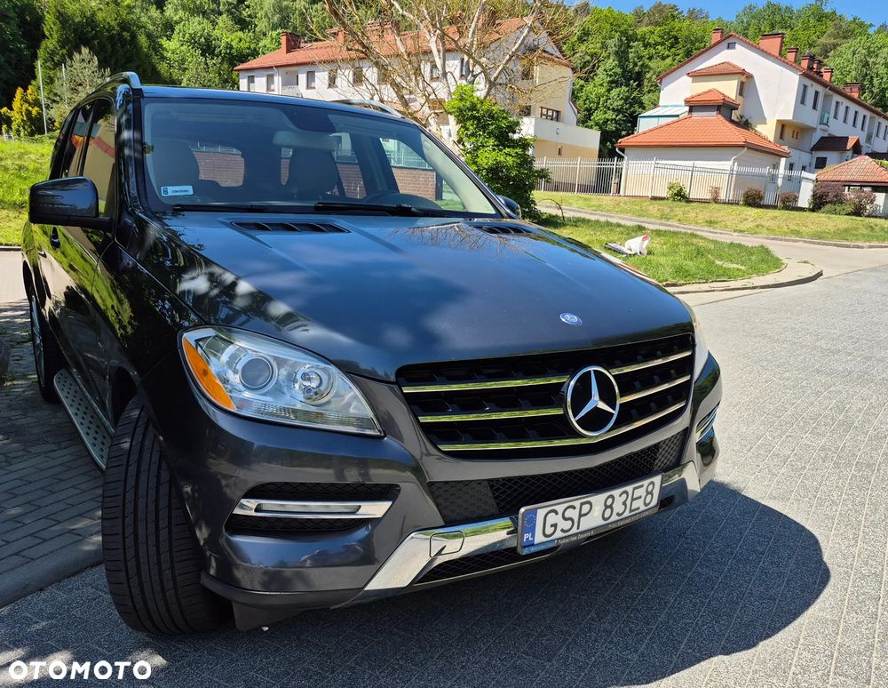 Mercedes-Benz ML 350 BlueEff 4-Matic - 4
