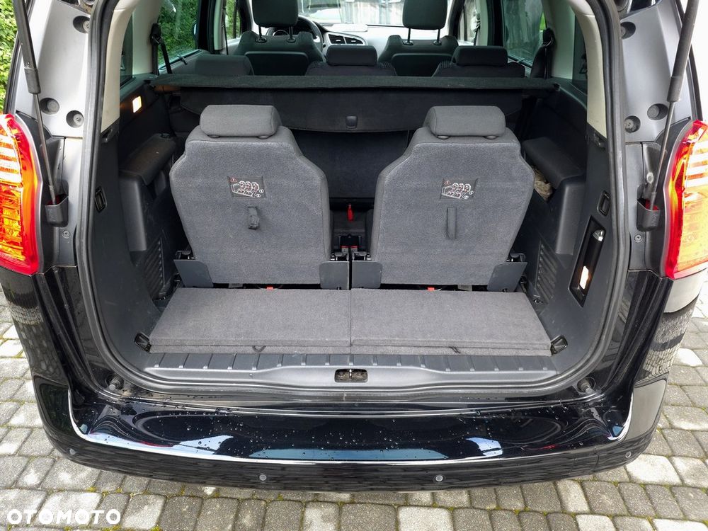 Peugeot 5008 - 36
