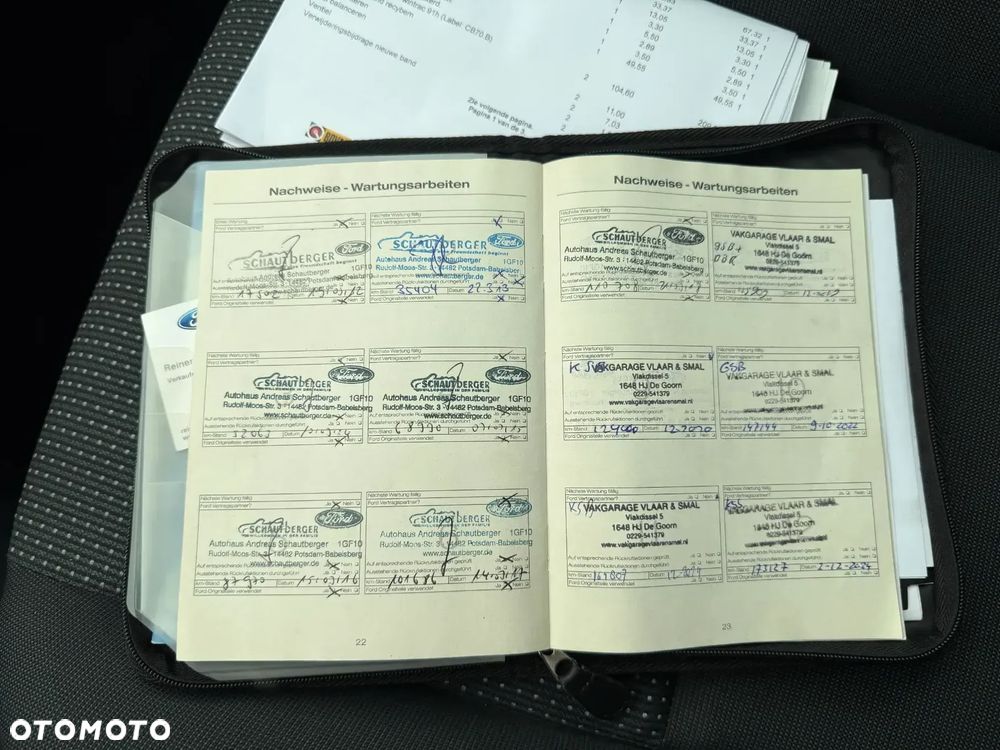 Ford C-MAX 1.6 Ambiente - 32