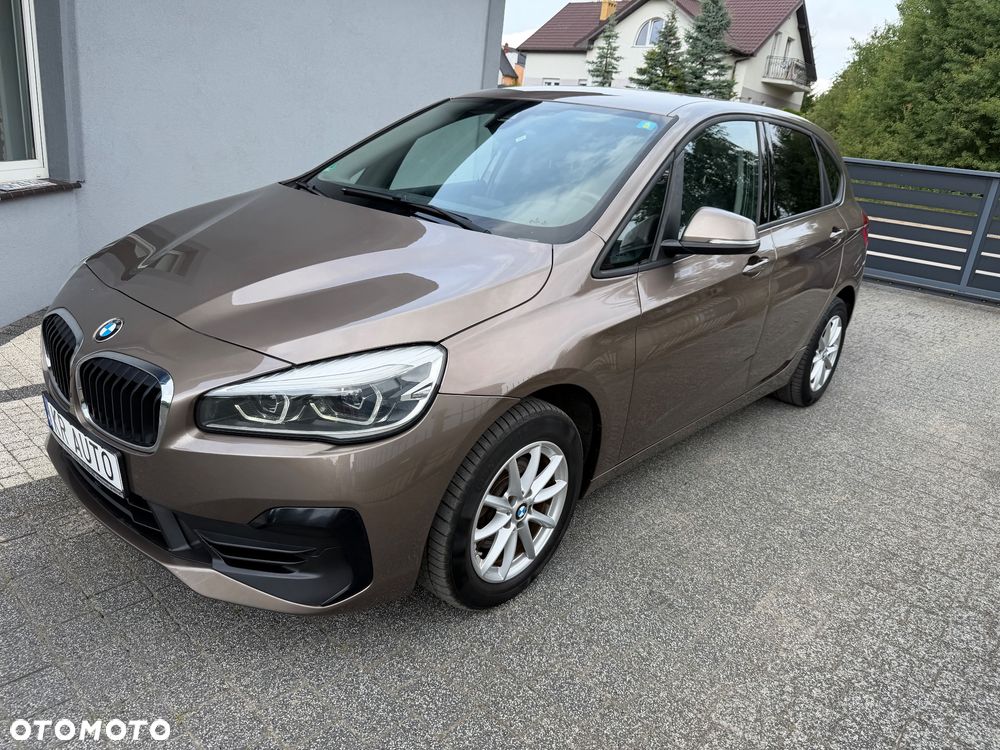 BMW Seria 2 218d - 31