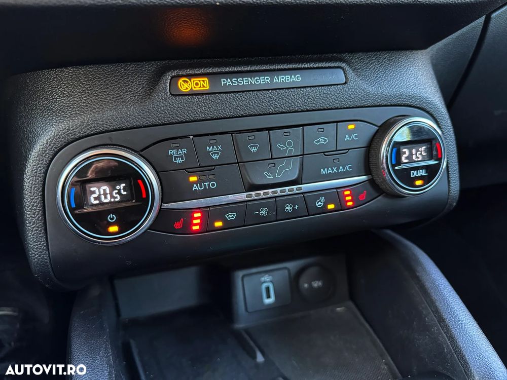 Ford Focus 1.5 EcoBlue Titanium X - 13