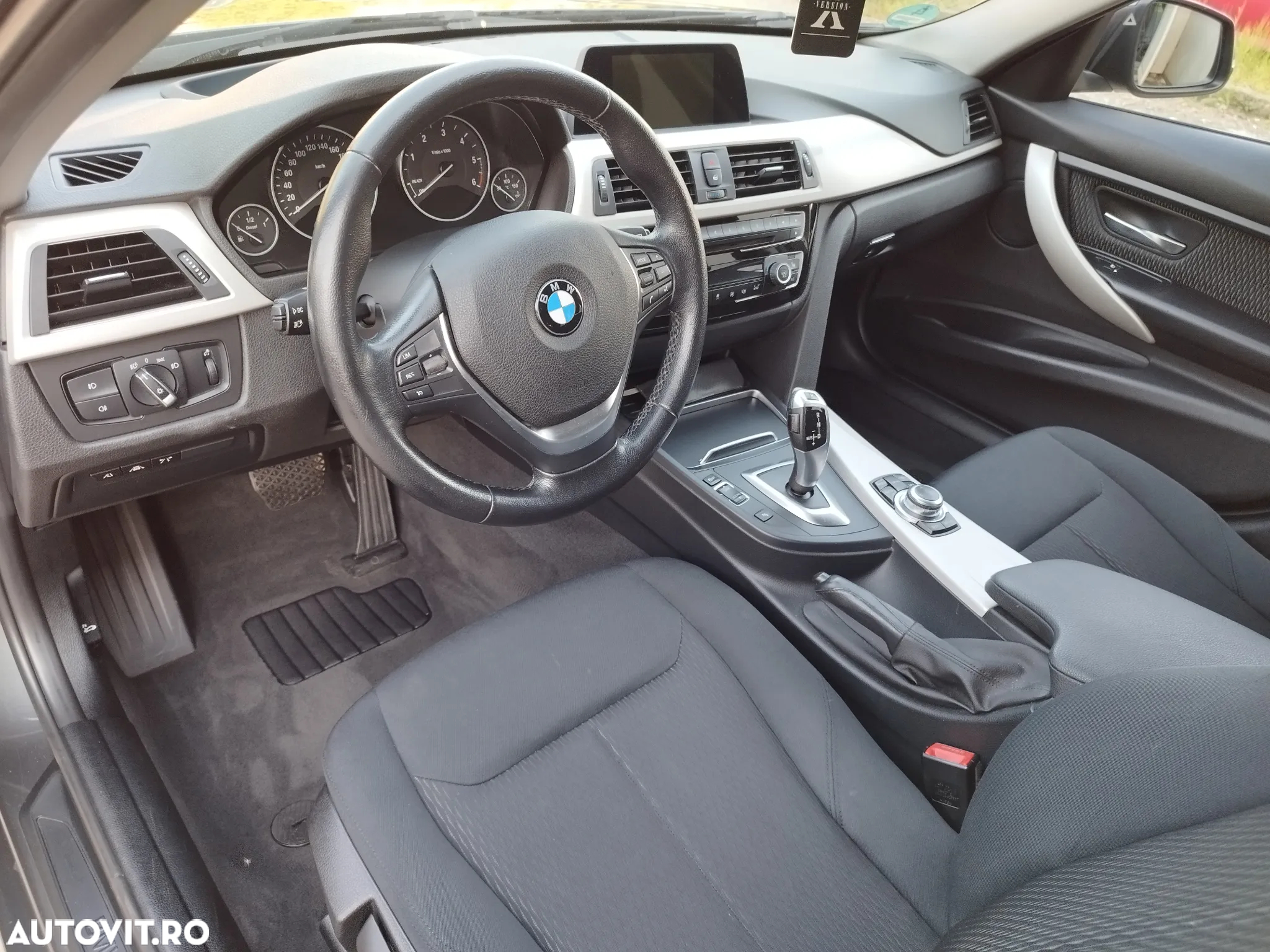 BMW Seria 3 318d Touring Aut. Advantage - 15