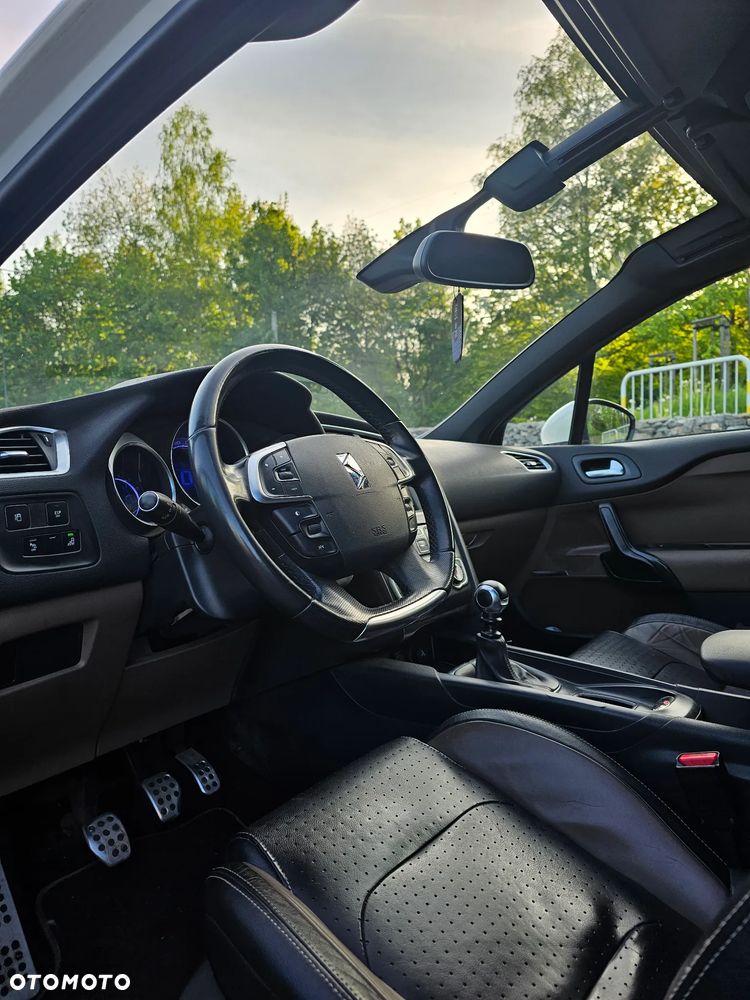 Citroën DS4 2.0 HDi Pure Pearl - 13