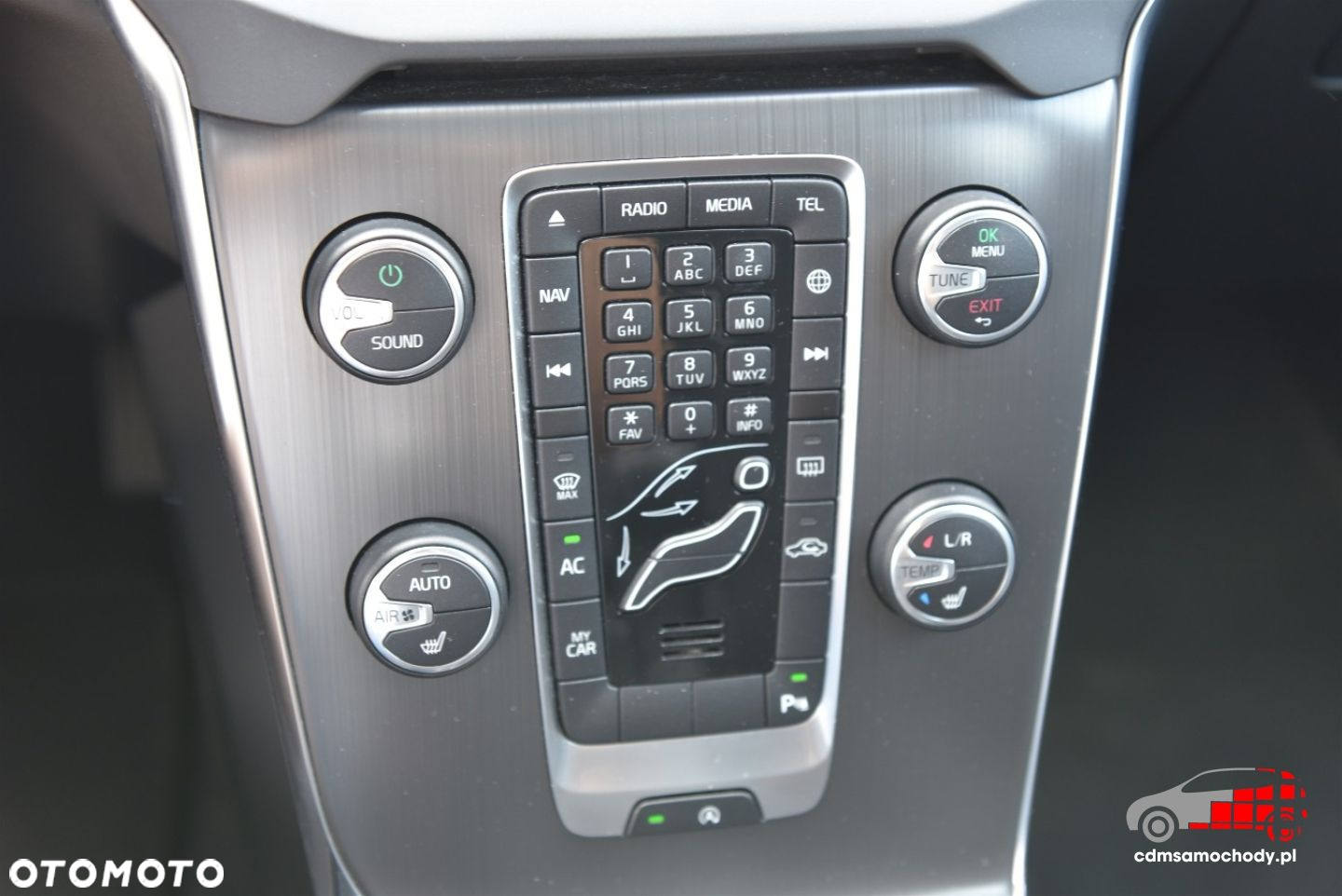 Volvo V40 - 23