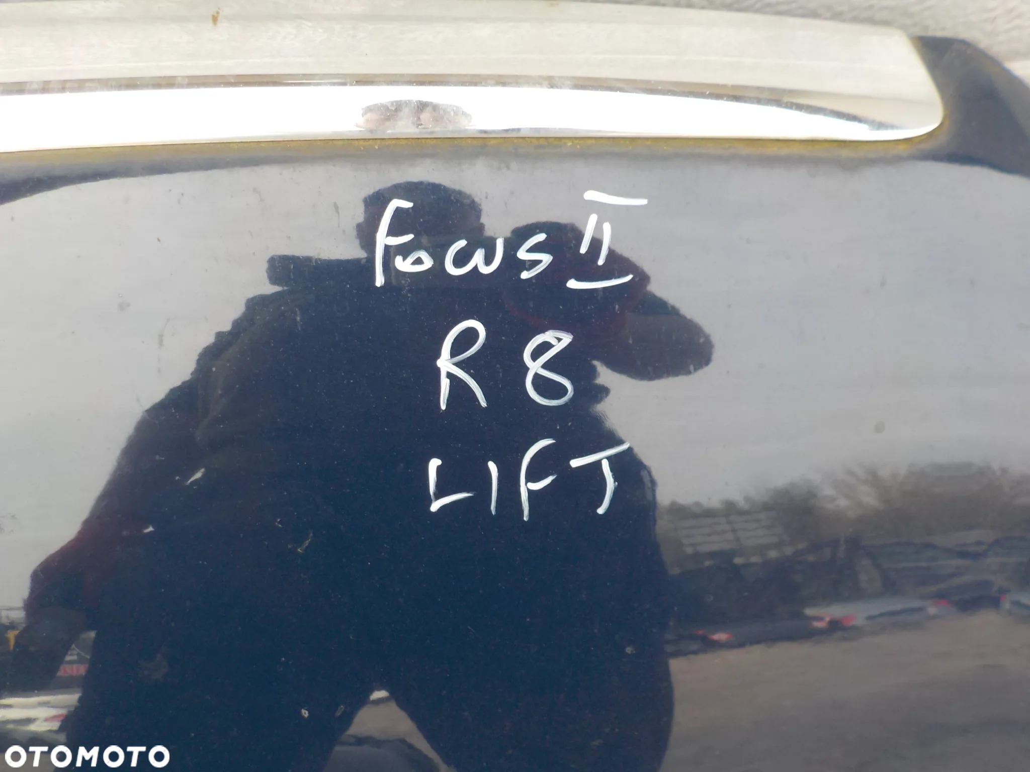 FORD FOCUS MK2 LIFT MASKA KOLOR R8 - 4