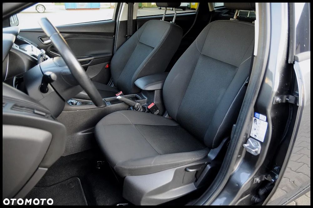 Ford Focus - 26