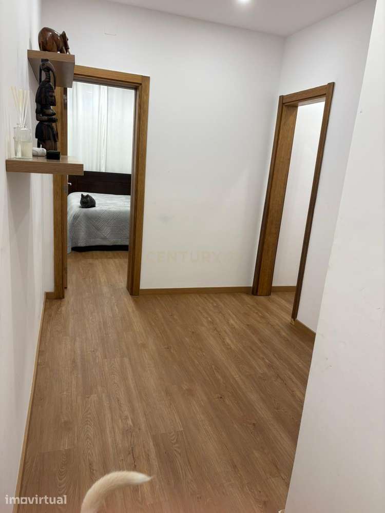 T3 Remodelado com Logradouro na Cova da Piedade - Grande imagem: 5/19