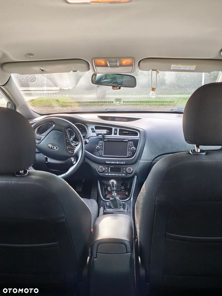 Kia Ceed 1.6 CRDi L - 8