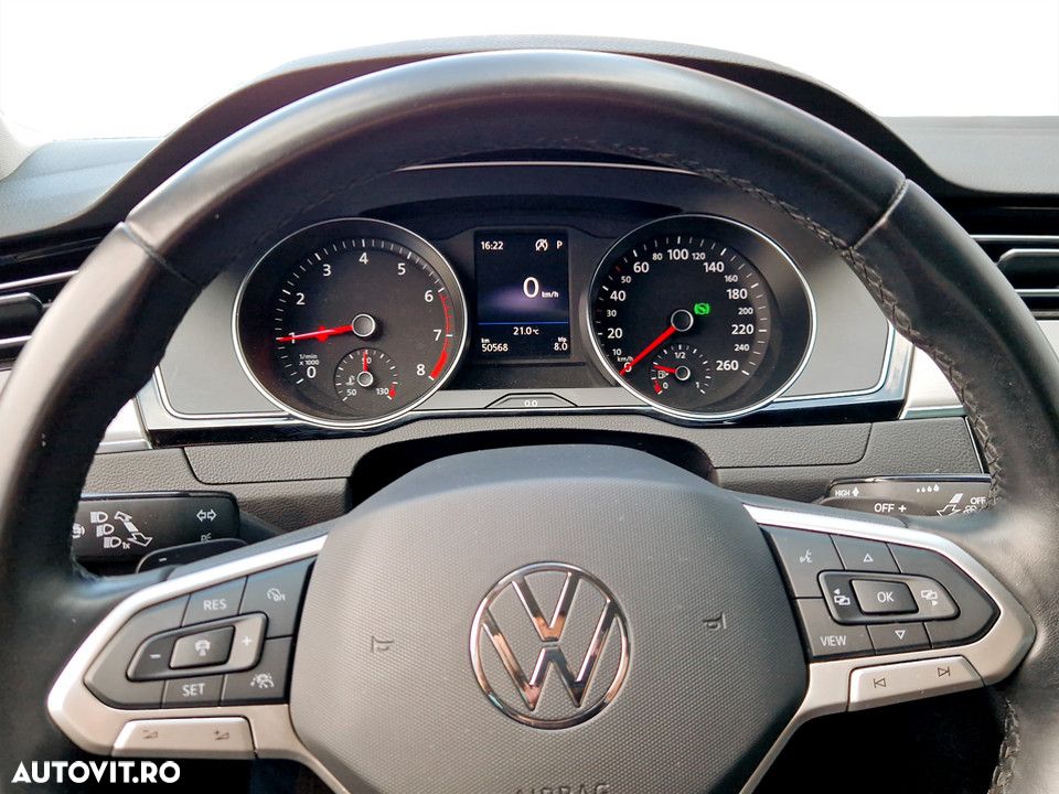 Volkswagen Passat 1.5 TSI ACT DSG Highline - 20