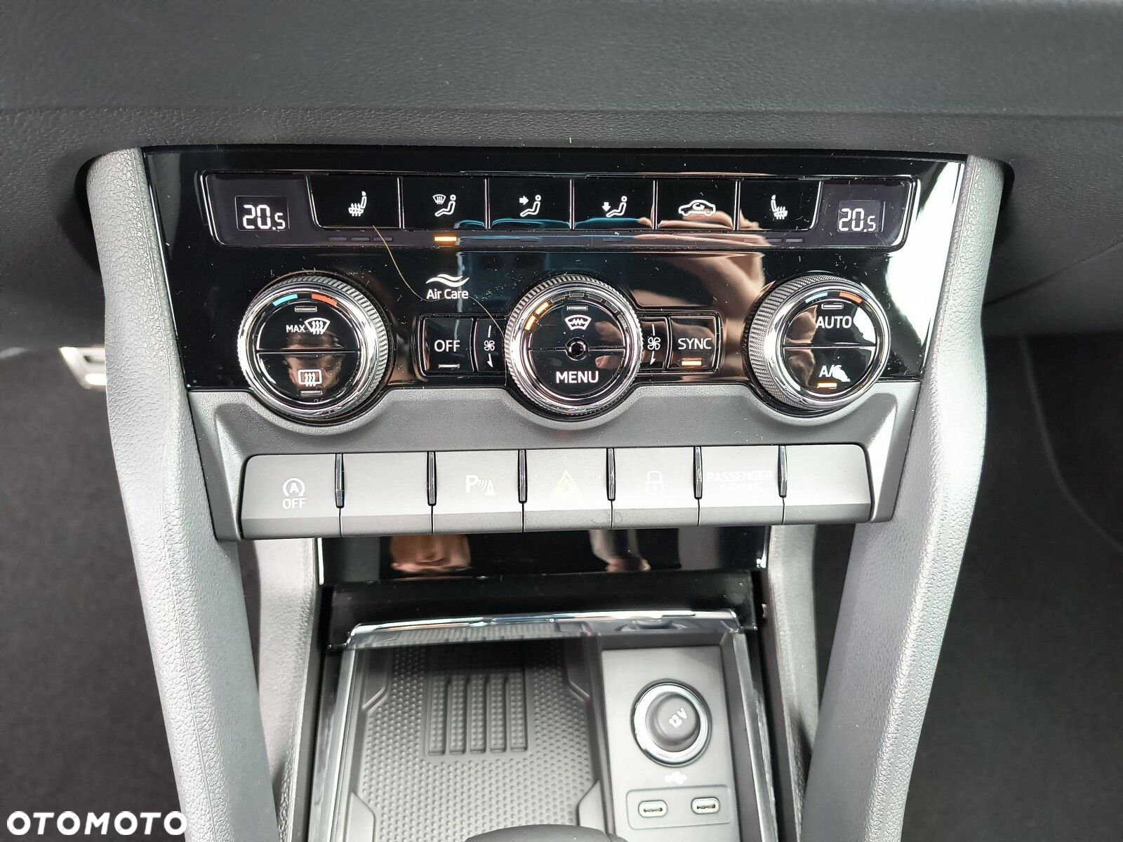 Skoda Karoq 1.5 TSI ACT Sportline DSG - 26