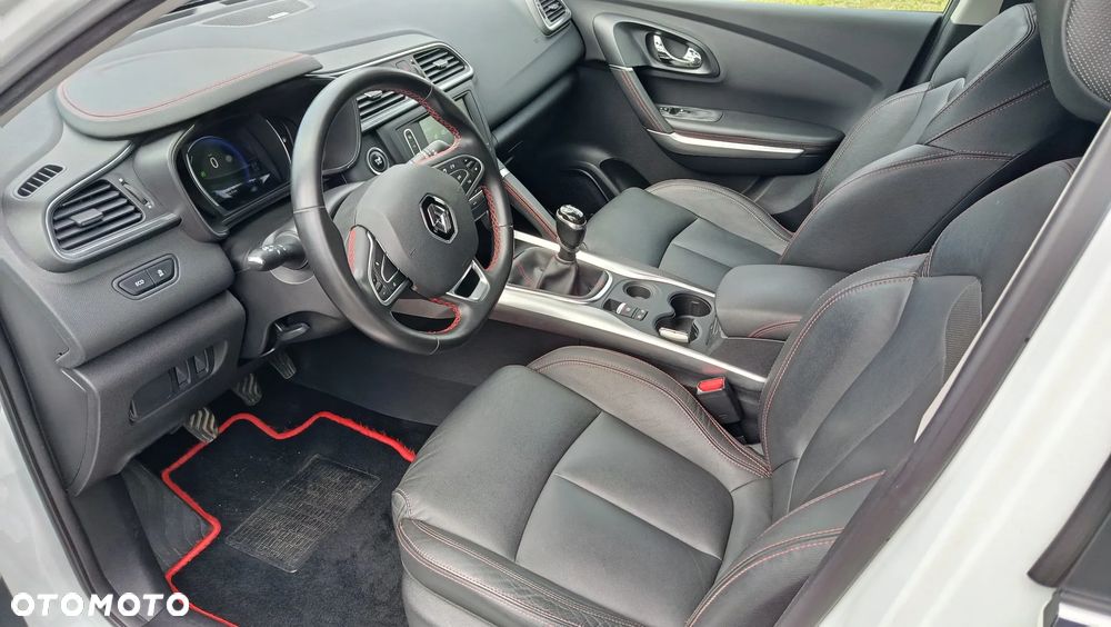 Renault Kadjar Energy TCe 165 Bose Edition - 12