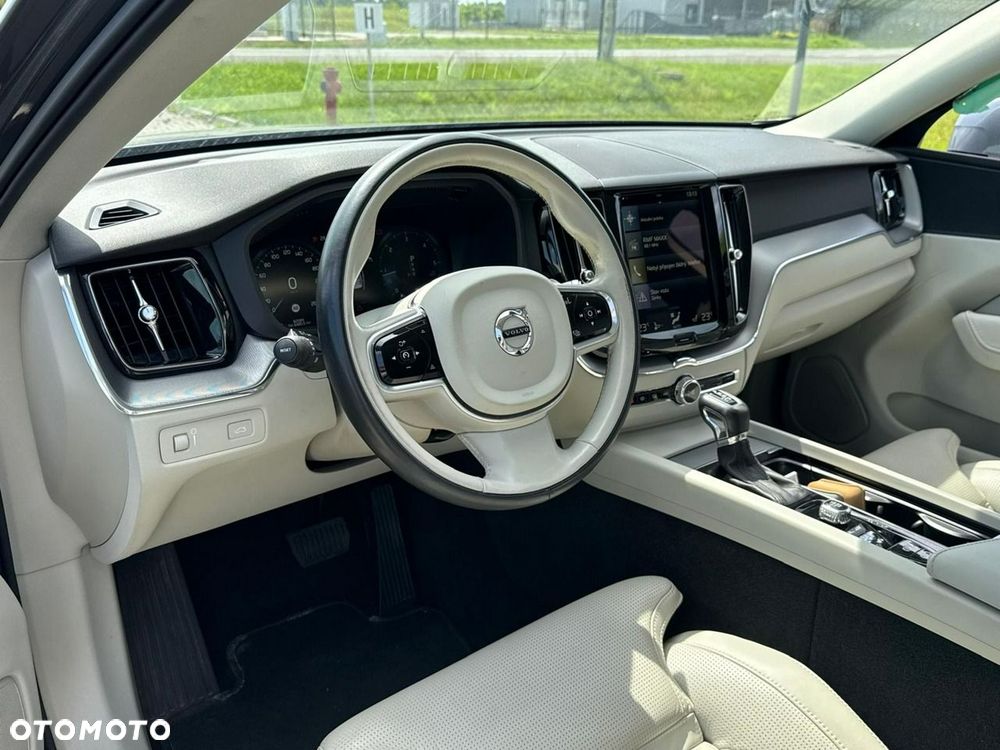 Volvo XC 60 B5 D AWD Geartronic Inscription - 18