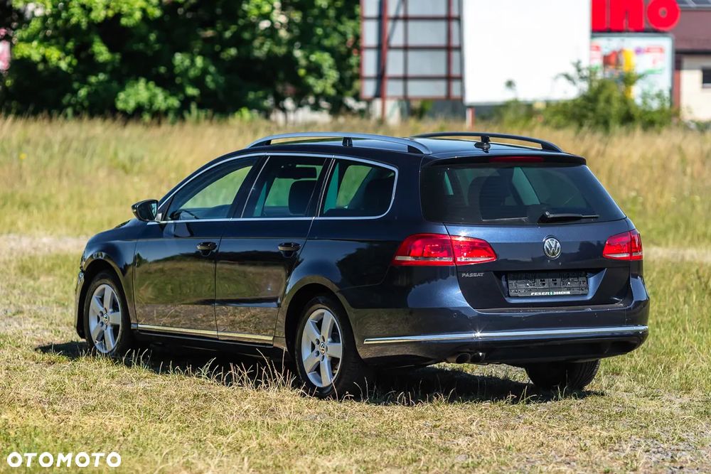 Volkswagen Passat 2.0 TDI BlueMotion Technology Comfortline - 15