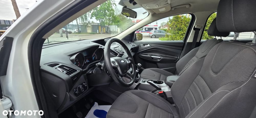 Ford Kuga 1.5 EcoBoost FWD Trend ASS - 32