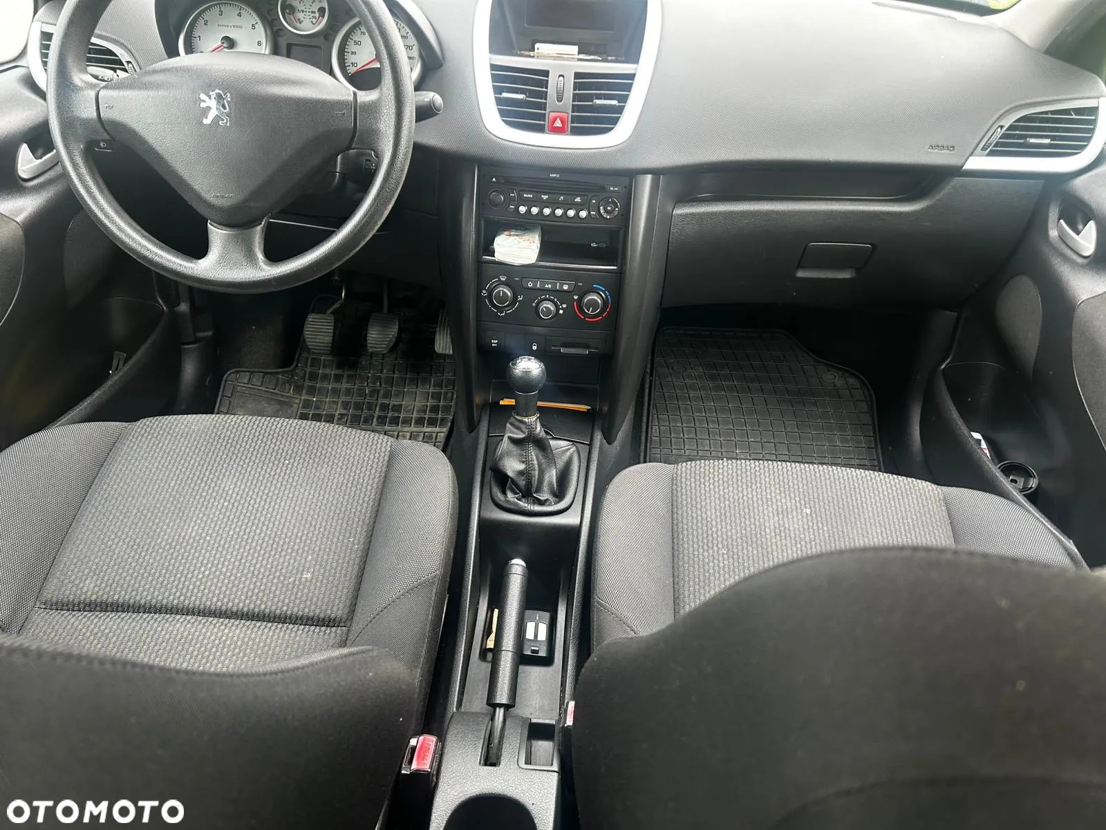 Peugeot 207 - 2