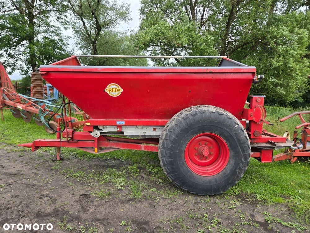 Bredal B-6 Rozsiewacz Wapna 6000kg - 3