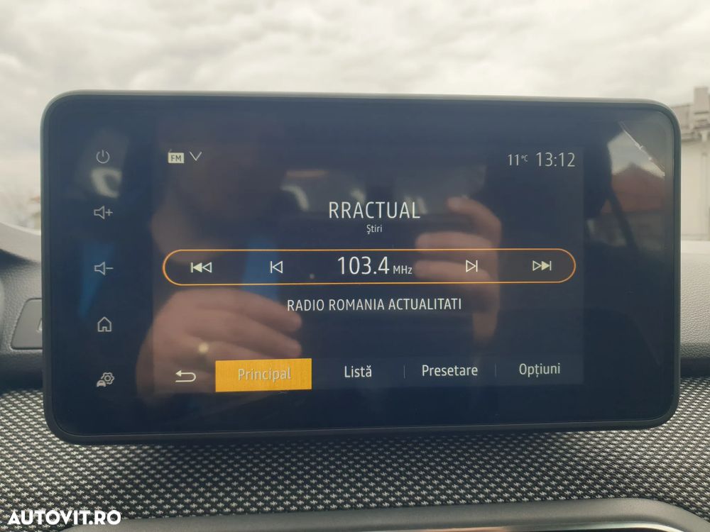 Dacia Logan TCe 90 MT6 Prestige - 23