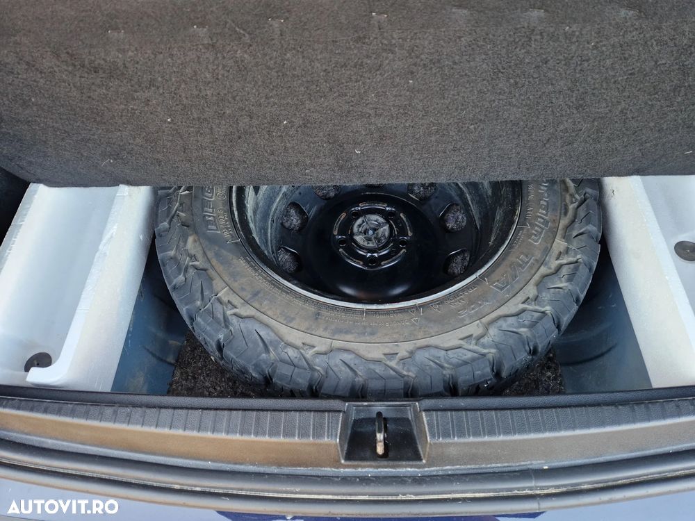 Dacia Duster 1.5 Blue dCi 4WD Comfort - 11