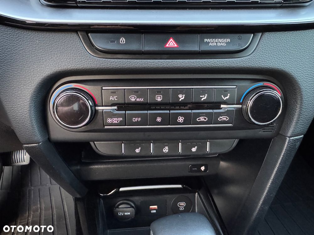 Kia XCeed 1.6 GDI PHEV L Business Line DCT - 12