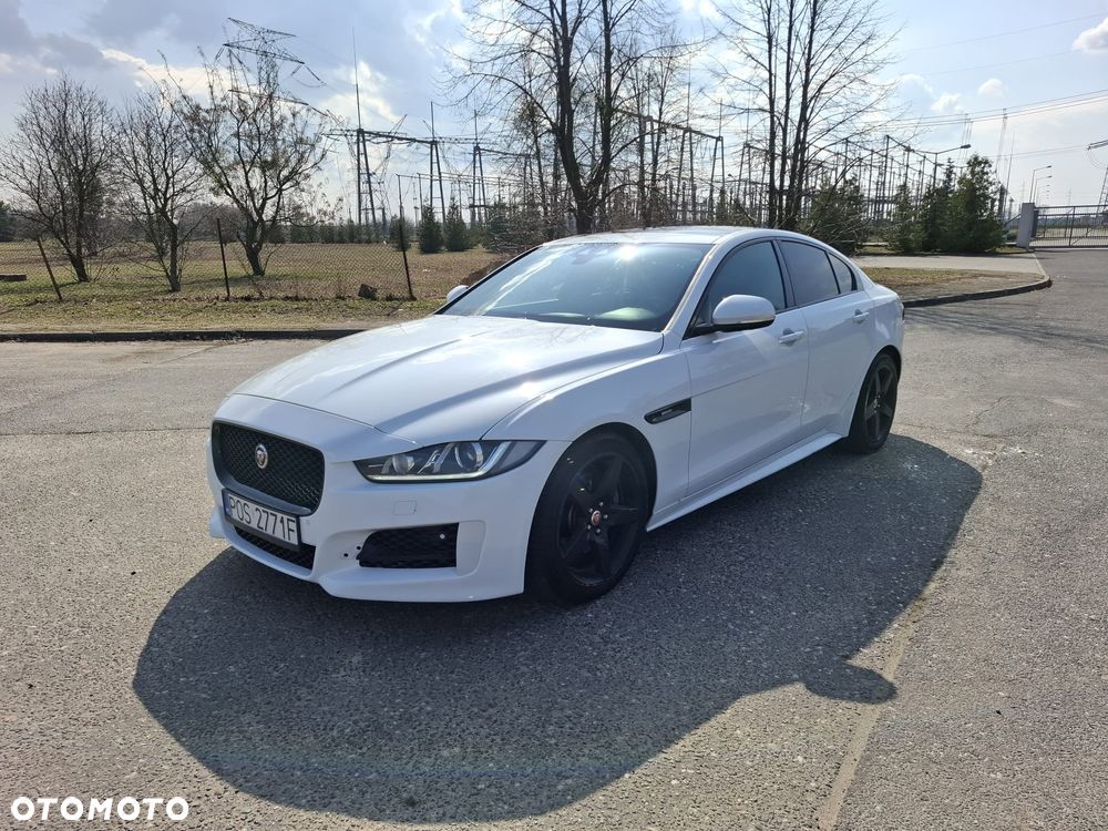 Jaguar XE 20d R-Sport - 2