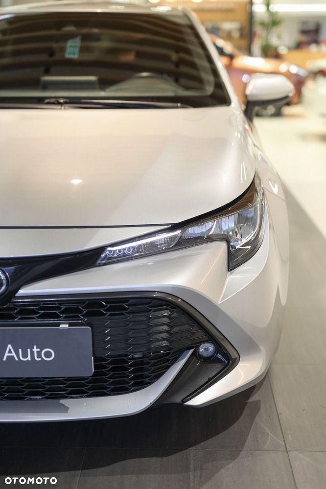 Toyota Corolla - 30