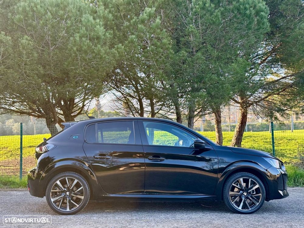 Peugeot e-208 50 kWh GT - 10