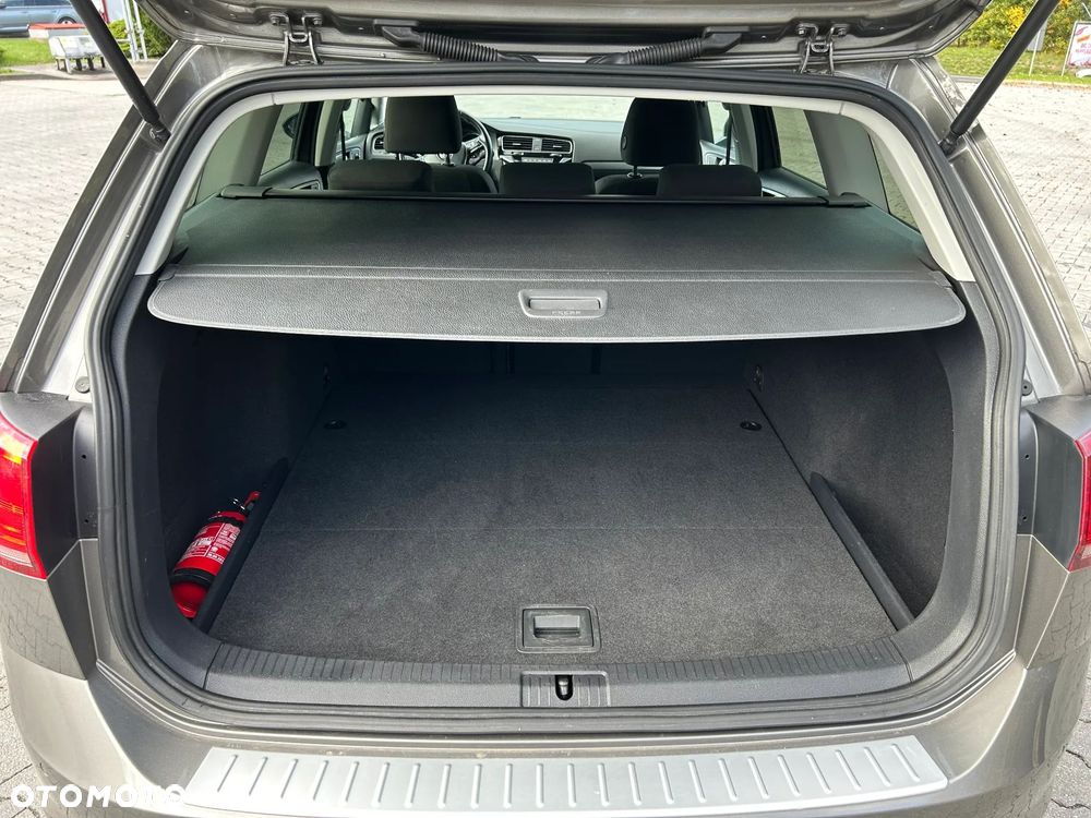 Volkswagen Golf VII 1.4 TSI BMT Comfortline - 19