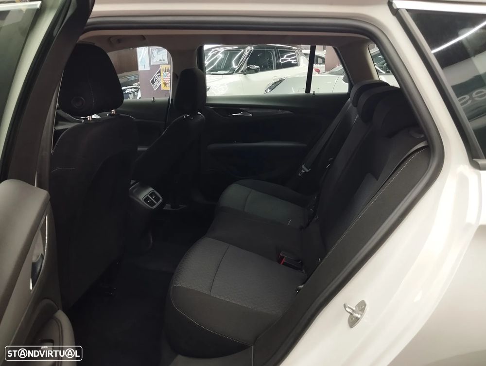 Opel Insignia Sports Tourer 1.6 CDTi Business Edition - 11