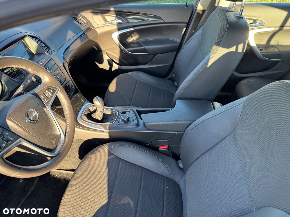Opel Insignia 1.6 Turbo Edition - 16