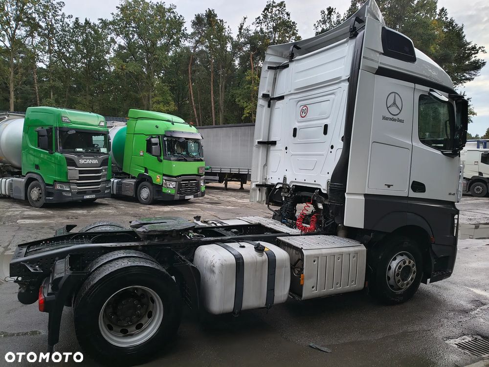Mercedes-Benz Actros - 9