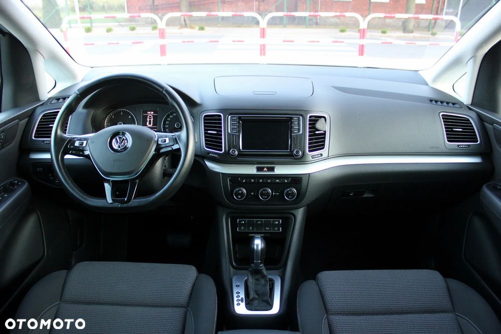 Volkswagen Sharan 2.0 TDI DSG (BlueMotion Technology) Comfortline - 18