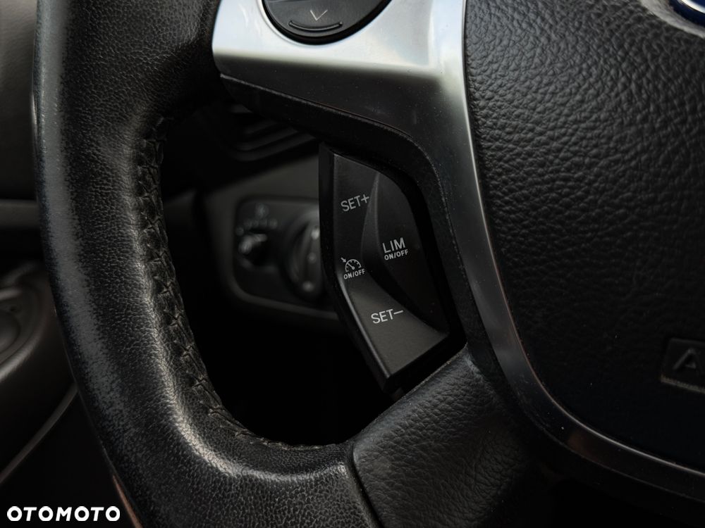 Ford Kuga 2.0 TDCi 4x4 Titanium - 20