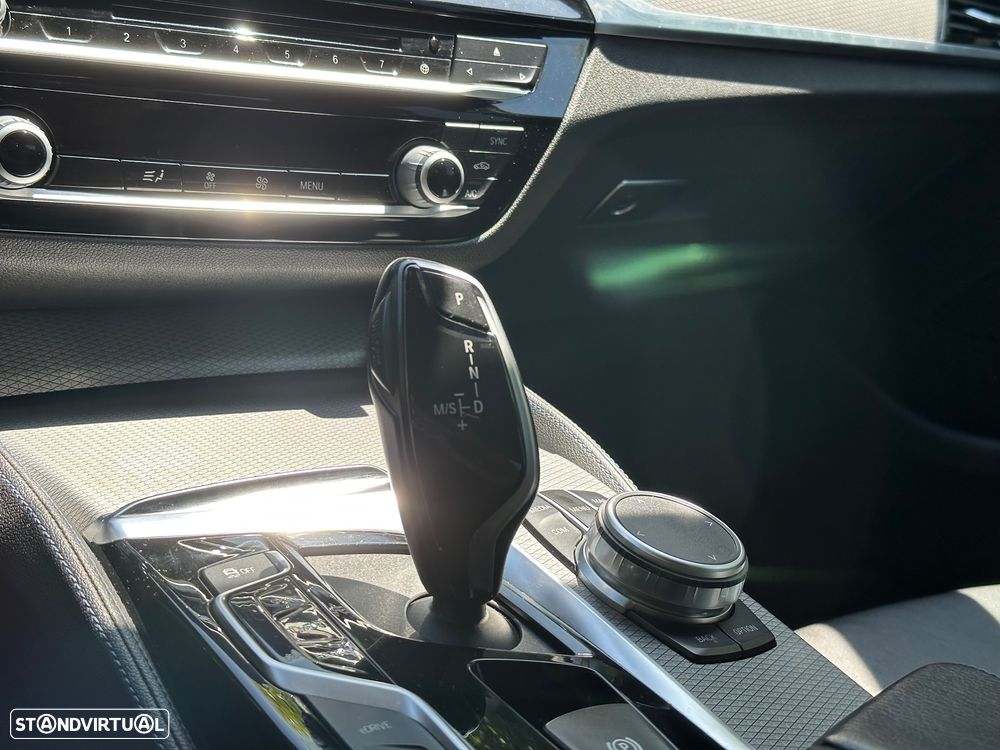 BMW 530 e iPerformance Pack M - 10