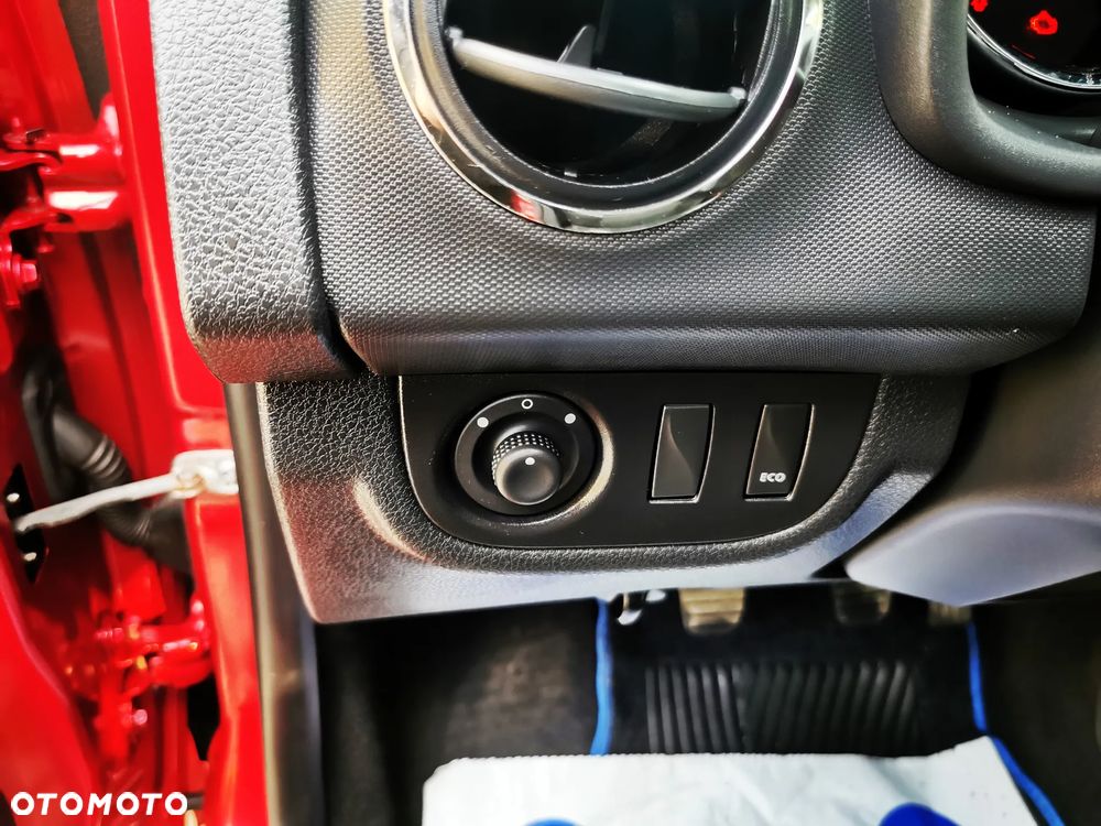 Dacia Sandero Stepway TCe 90 (S&S) Celebration - 9