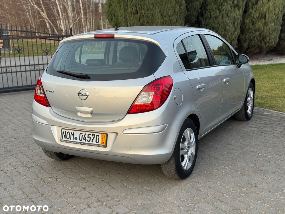 Opel Corsa - 11