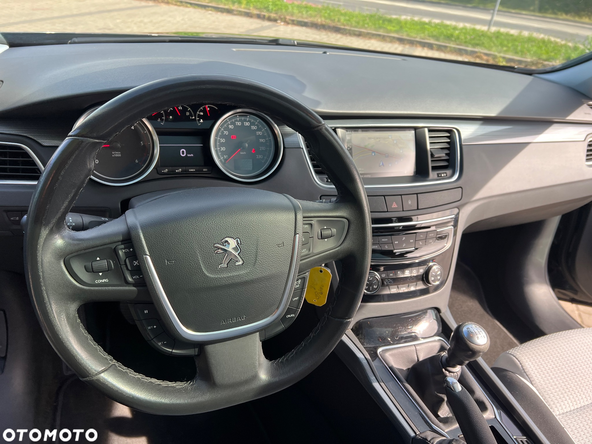 Peugeot 508 SW HDi FAP 140 Family - 12