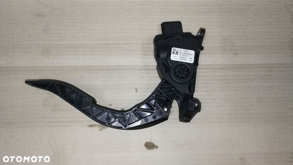 PEDAŁ PRZYŚPIESZENIA GAZU AUDI A4 B8 A5 8K1723523A - 1