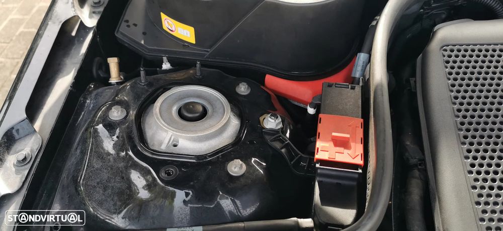 Mercedes-Benz E 250 BlueTEC 4Matic 7G-TRONIC Edition - 51