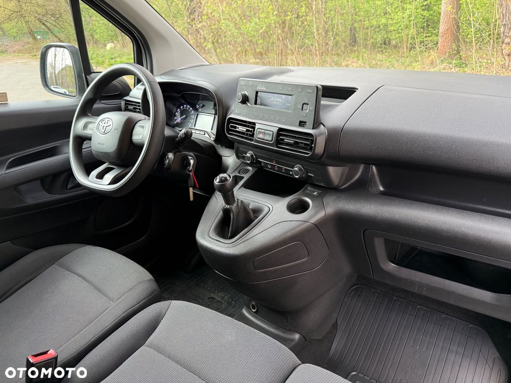 Toyota PROACE CITY - 15