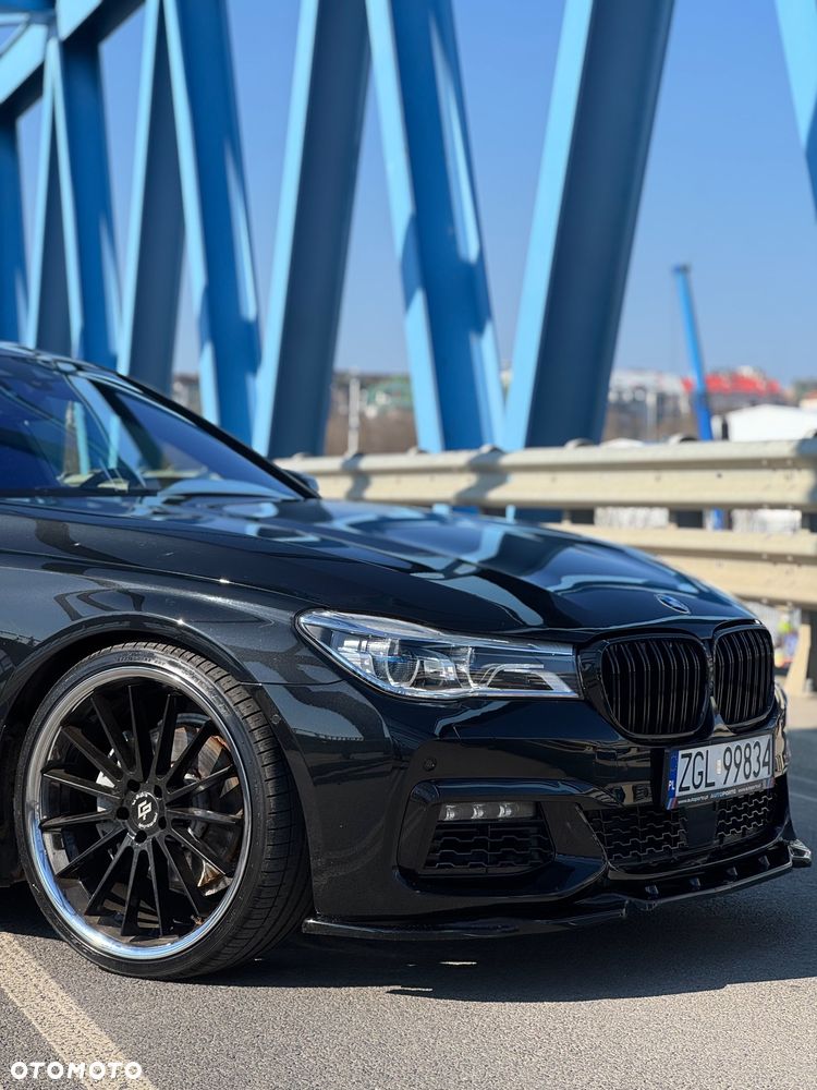 BMW Seria 7 - 5