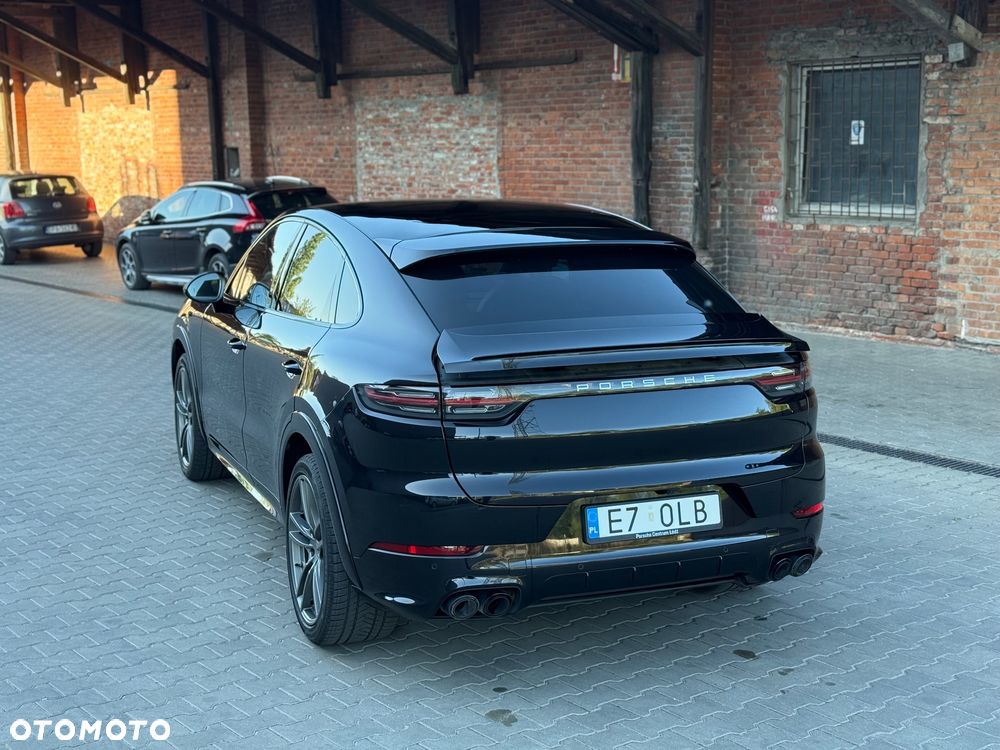 Porsche Cayenne - 27
