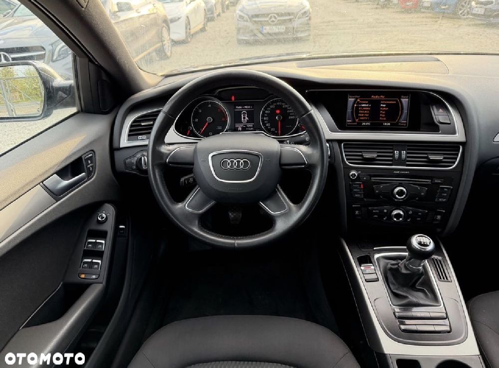 Audi A4 Limousine 2.0 TDI DPF Attraction - 33
