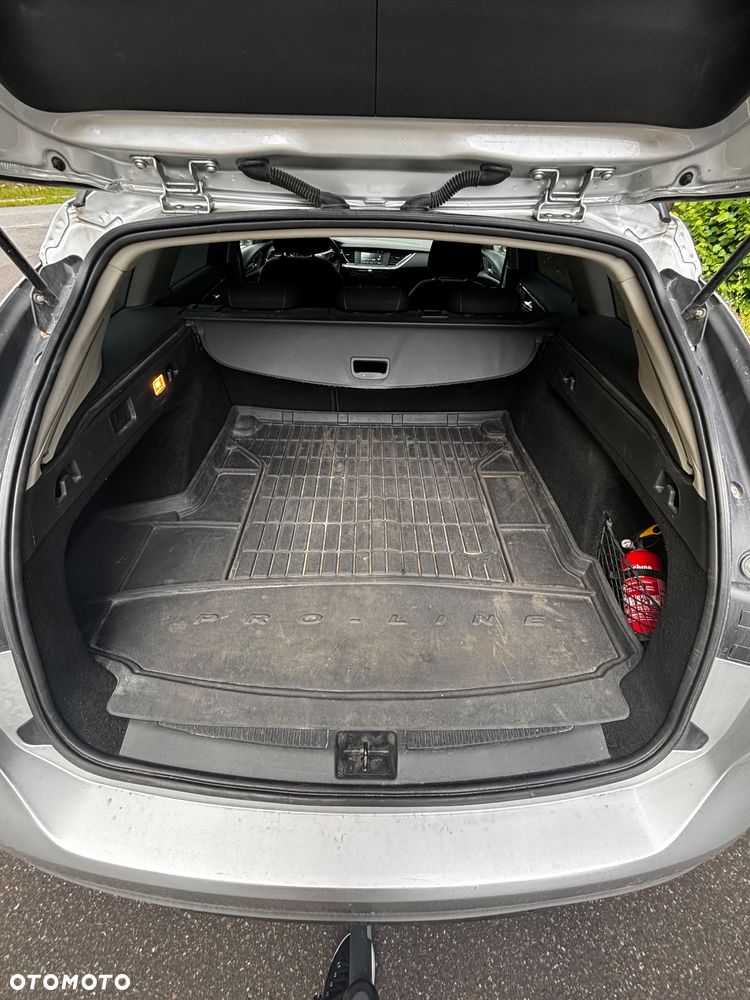 Opel Insignia 2.0 - 8