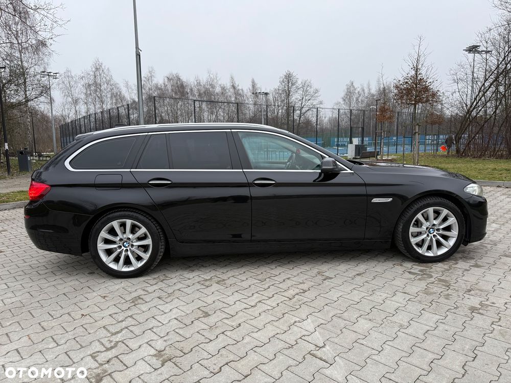 BMW Seria 5 525d Luxury Line - 7